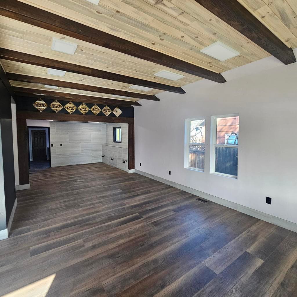 Photo of 725 SW 8th Street 14 of 25