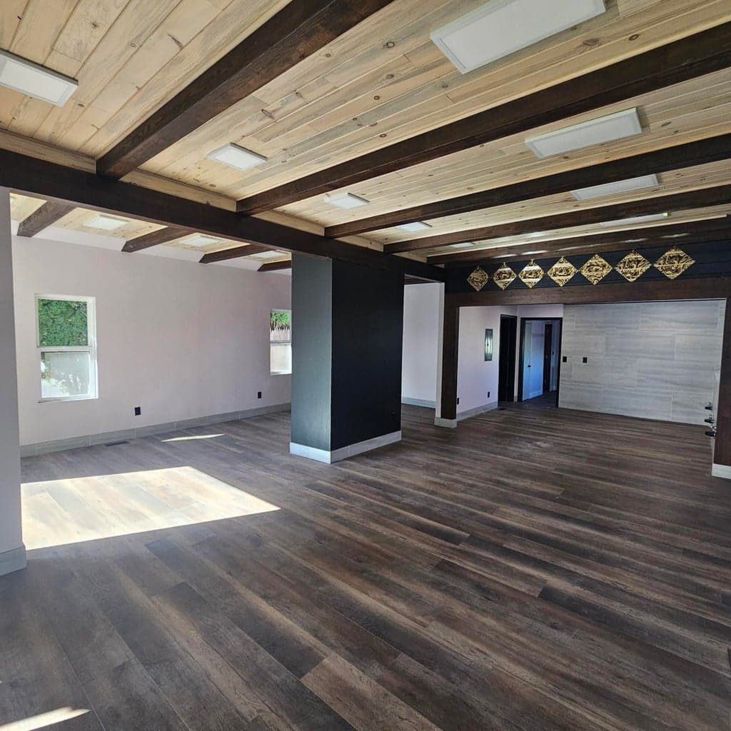 Photo of 725 SW 8th Street 16 of 25