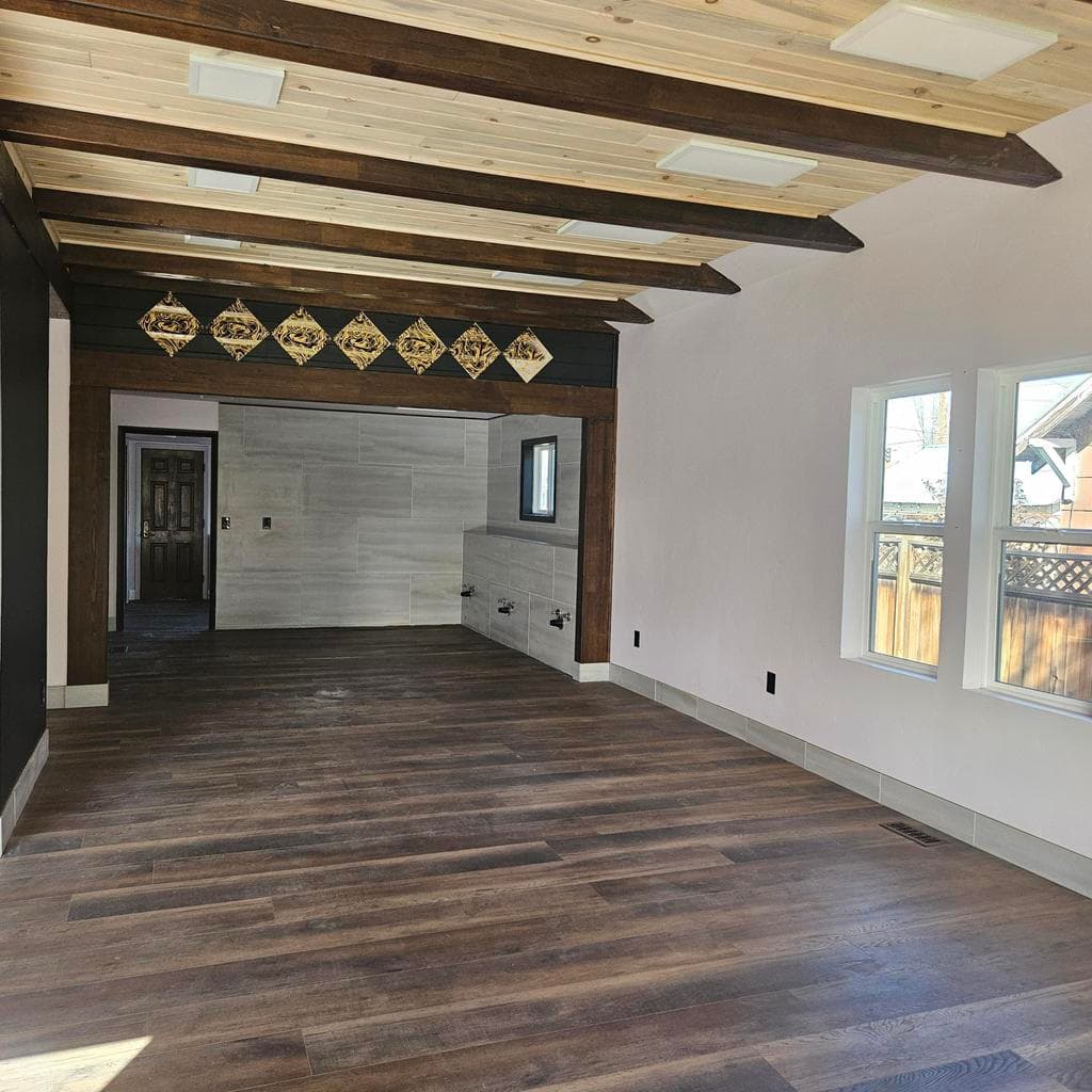 Photo of 725 SW 8th Street 17 of 25