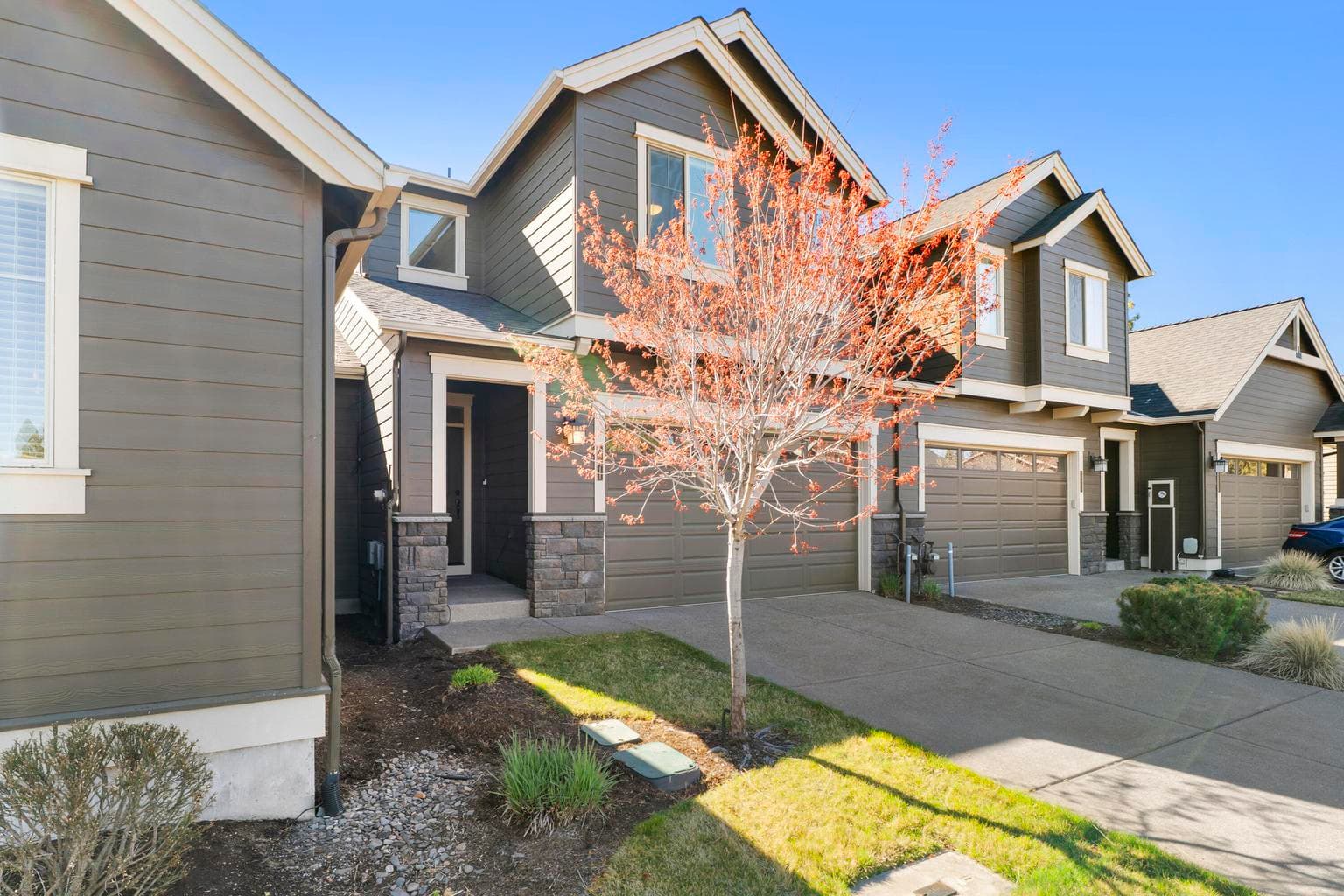 Photo of 60411 Hedgewood 4 of 35