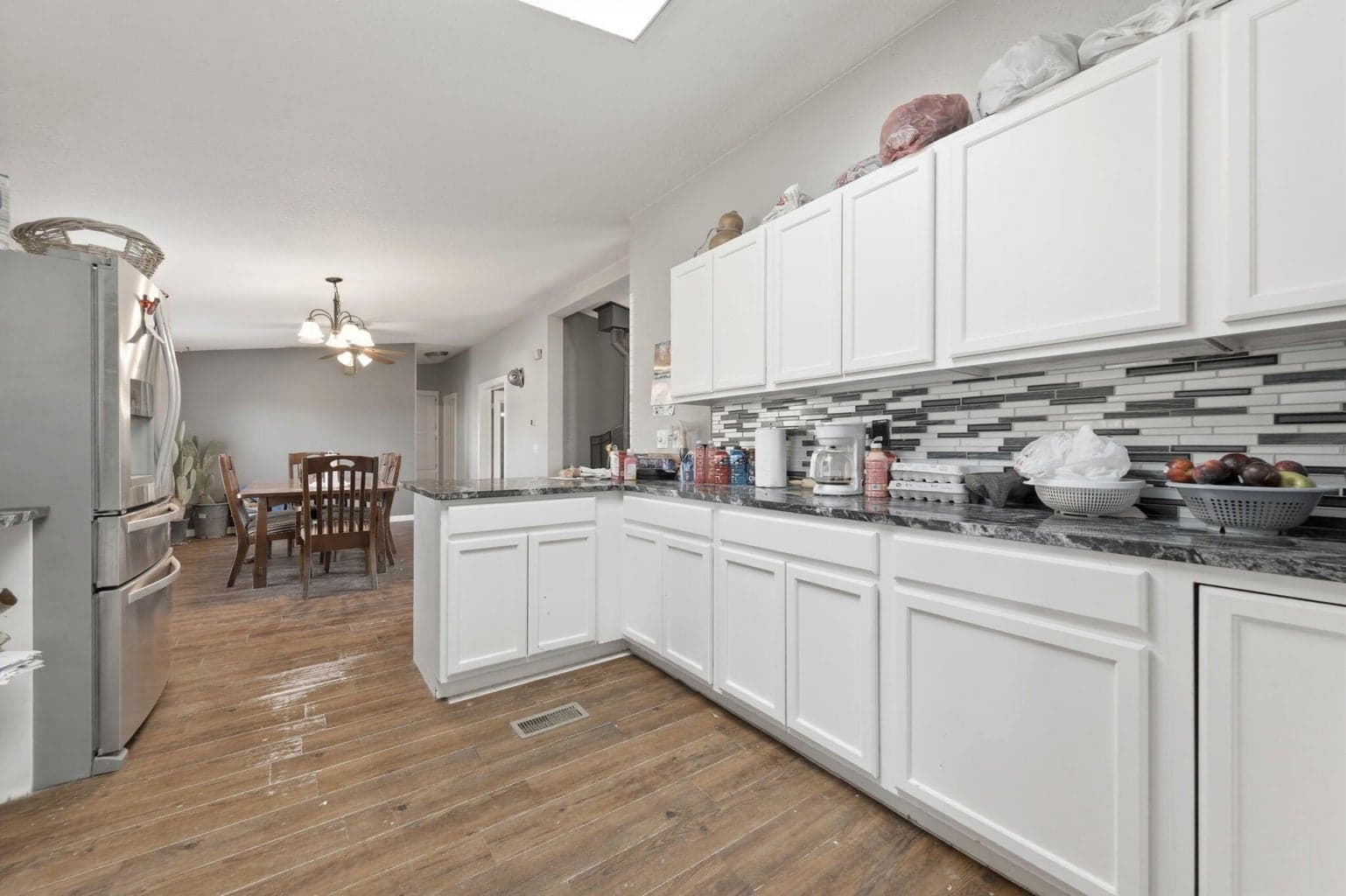 Photo of 3828 NE 45th Street 21 of 47
