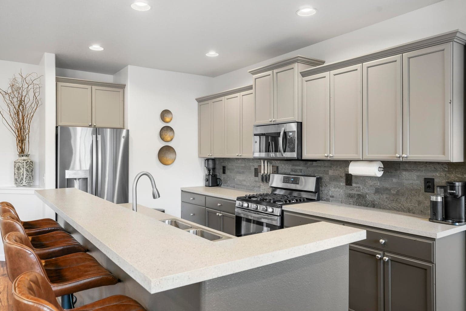 Photo of 16569 Beesley Place 5 of 59