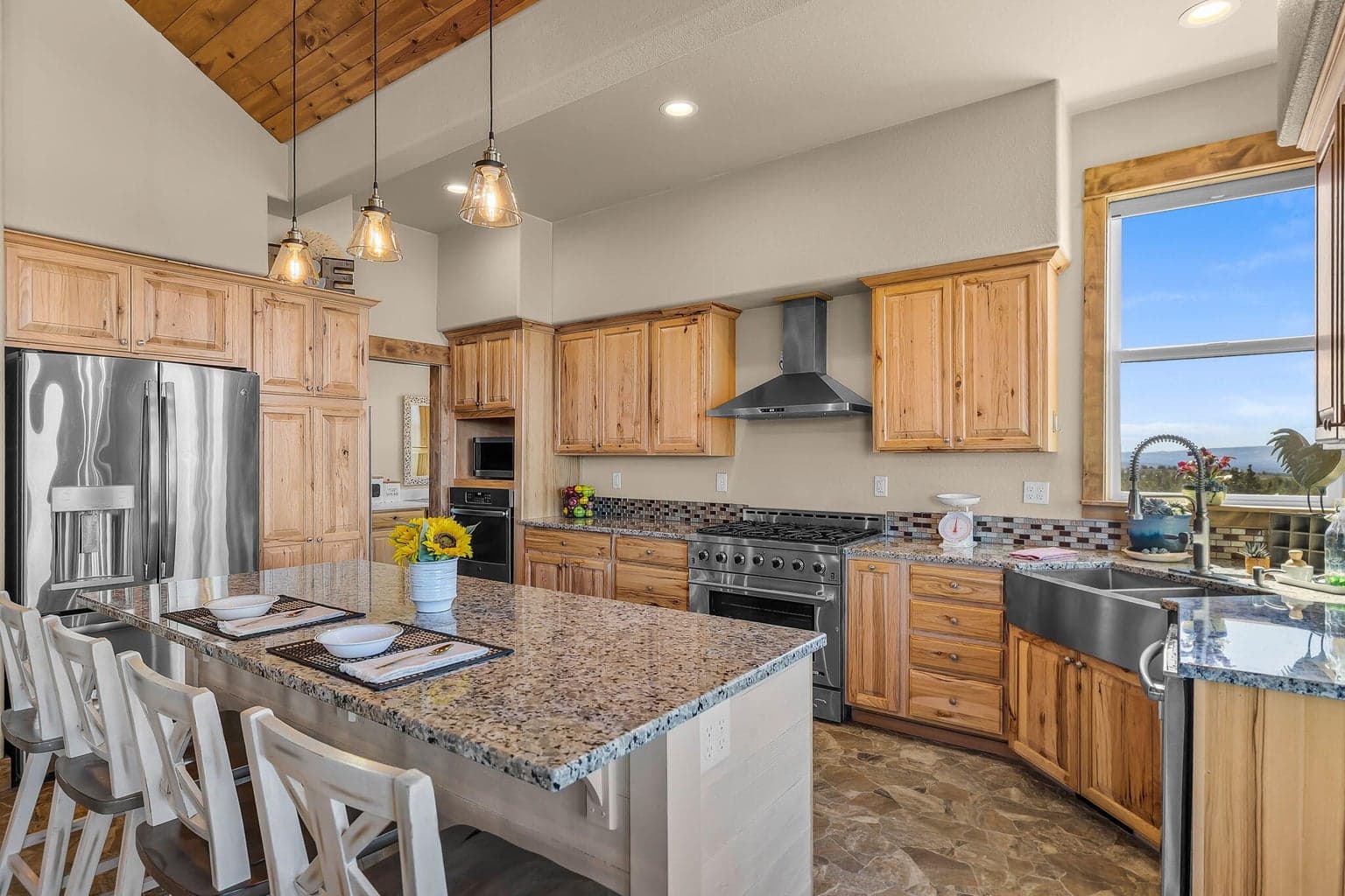 Photo of 6040 SE Gravett Road 11 of 73
