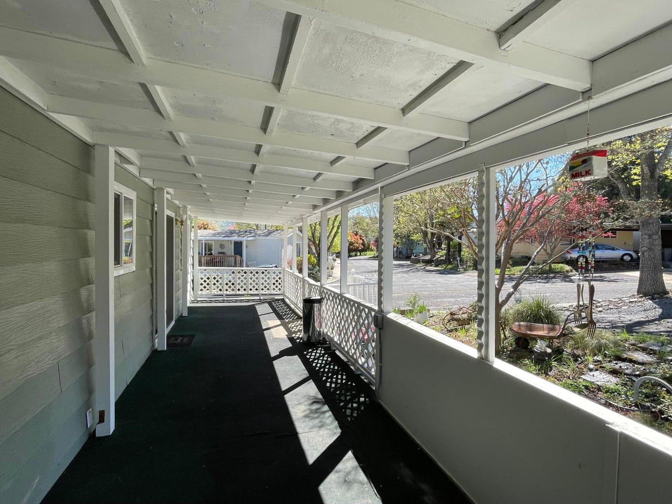 Photo of 1055 5th 5 of 29