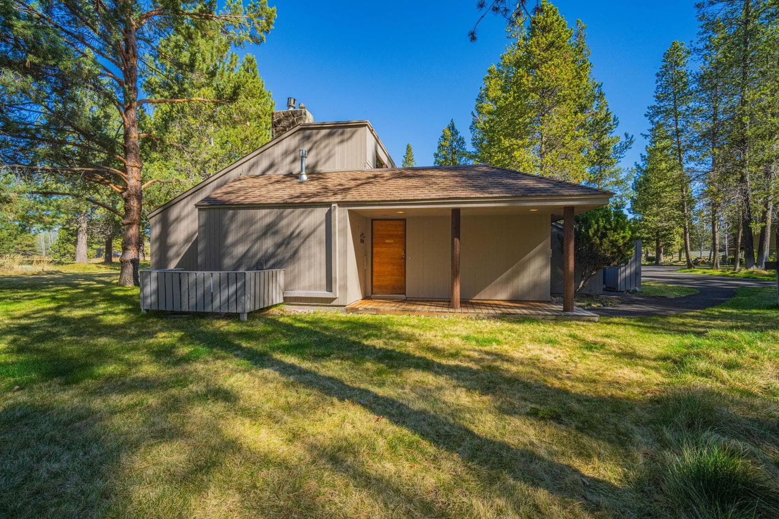 Photo of 57258 Island 2 of 30