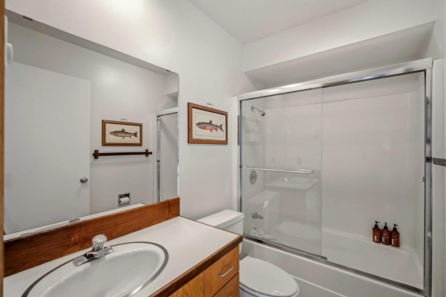 Photo of 57258 Island Road 24 of 30