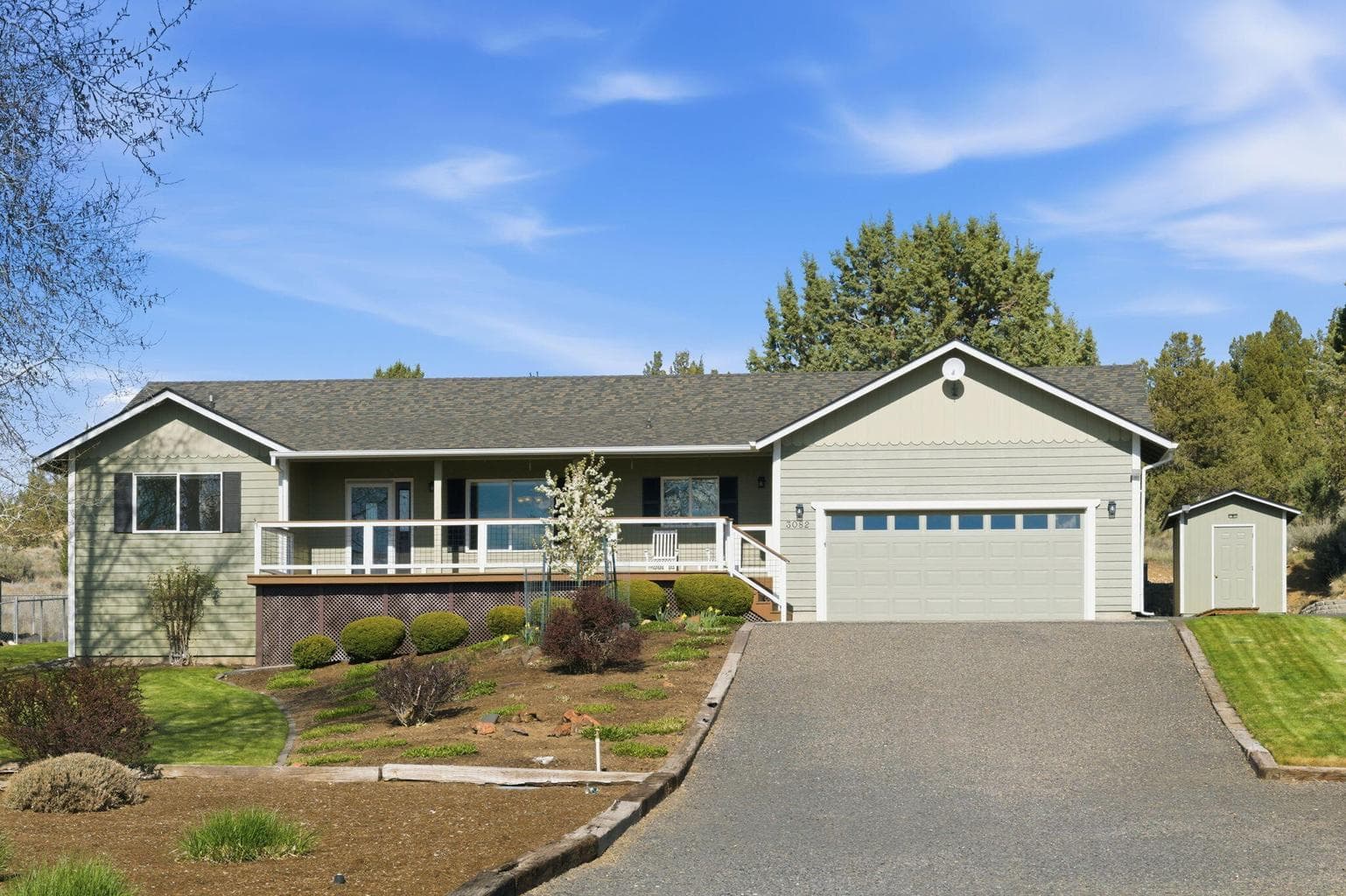 Photo of 3082 Yellowpine 1 of 50