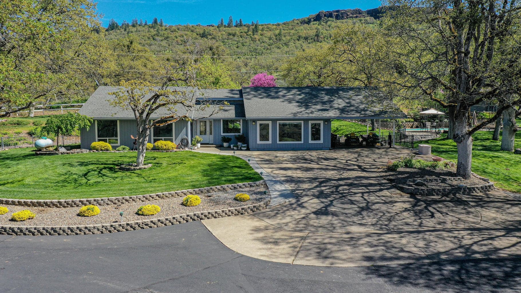 Photo of 13290 Table Rock 1 of 53