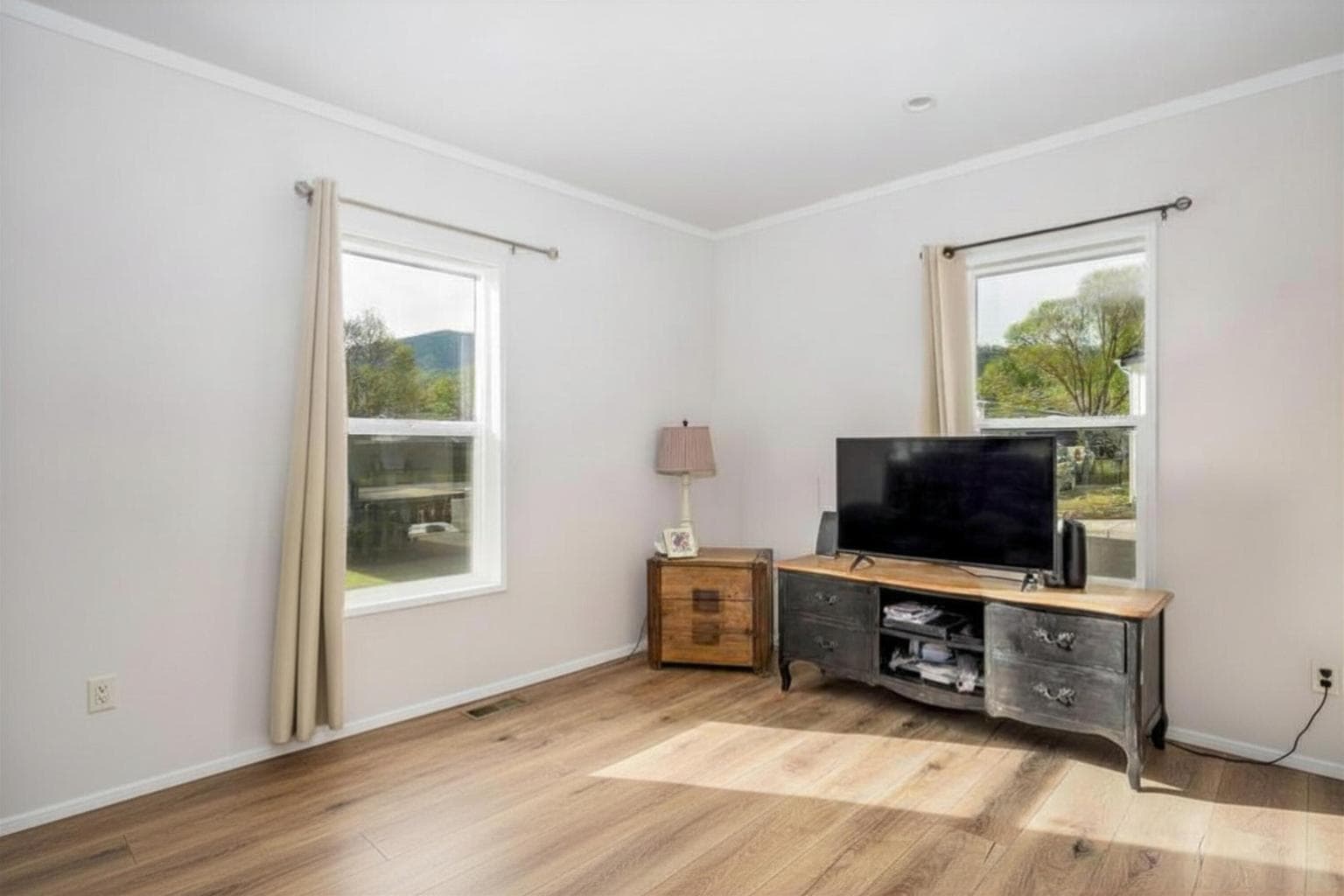 Photo of 460 Arnos 5 of 10