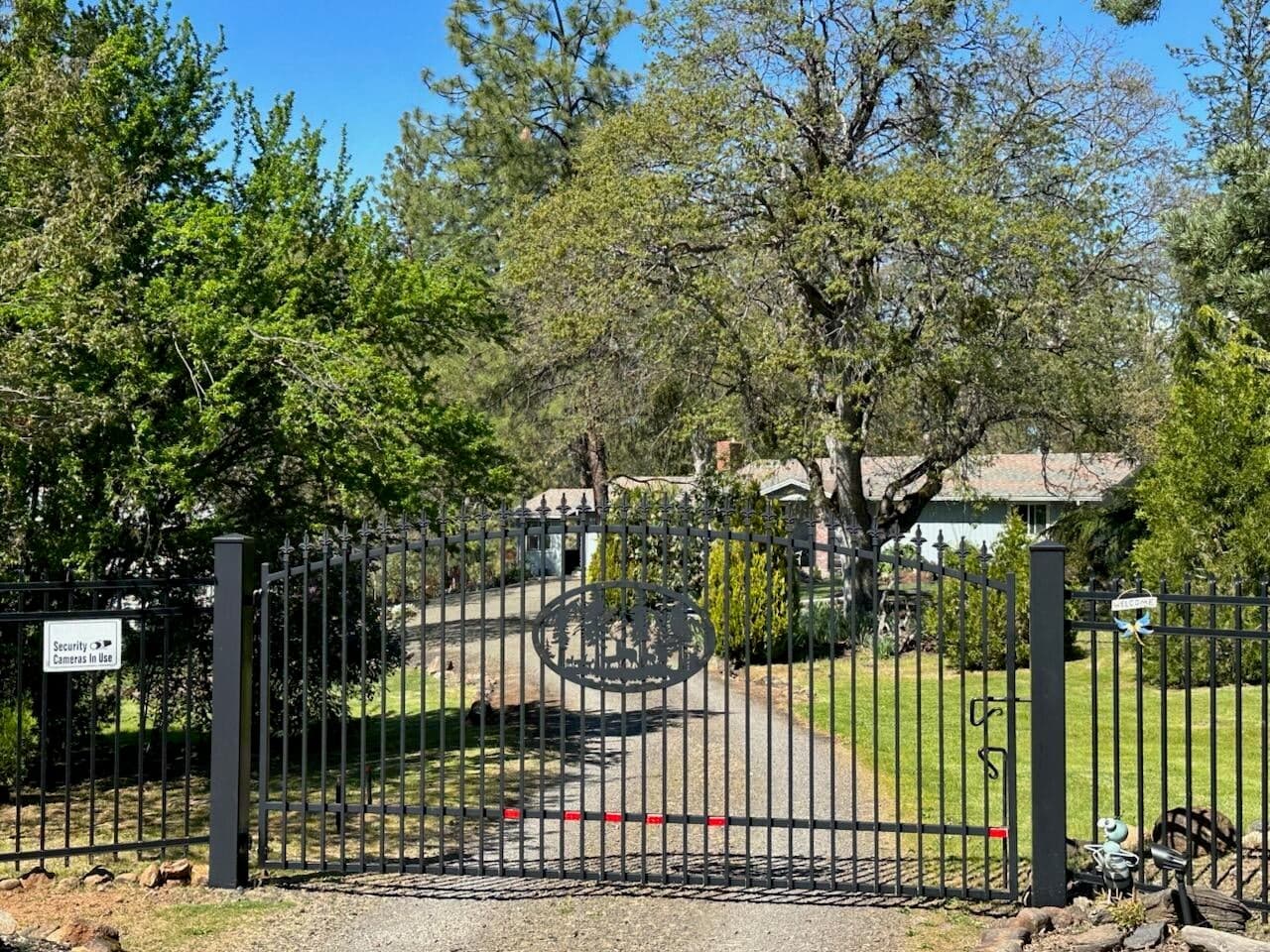 Photo of 912 Mountain View 2 of 47
