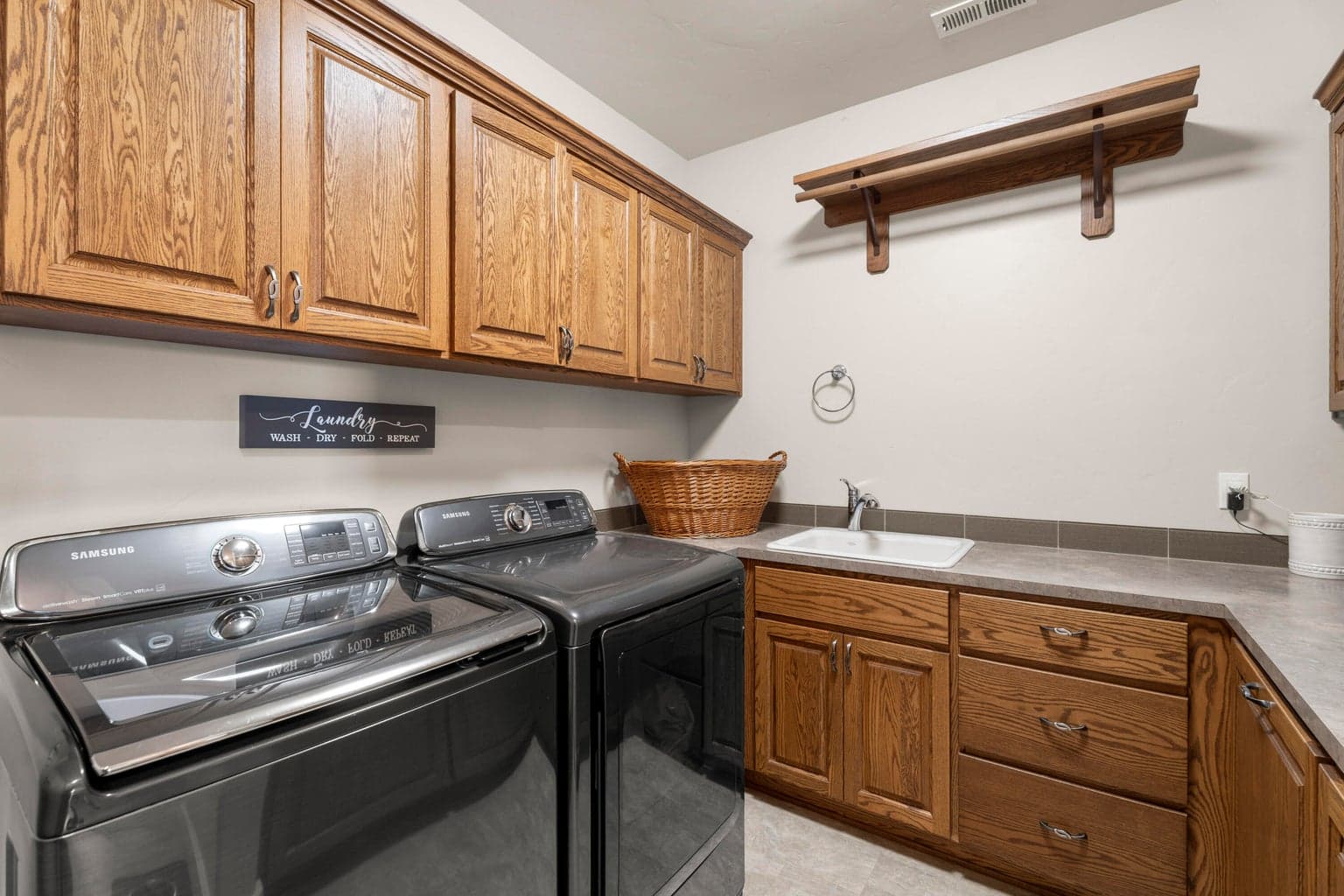 Photo of 7579 SE Night Hawk Court 59 of 76