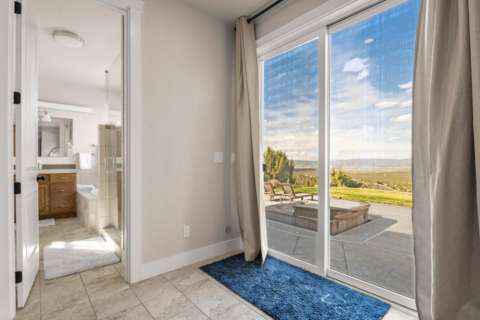 Photo of 7579 SE Night Hawk Court 40 of 76