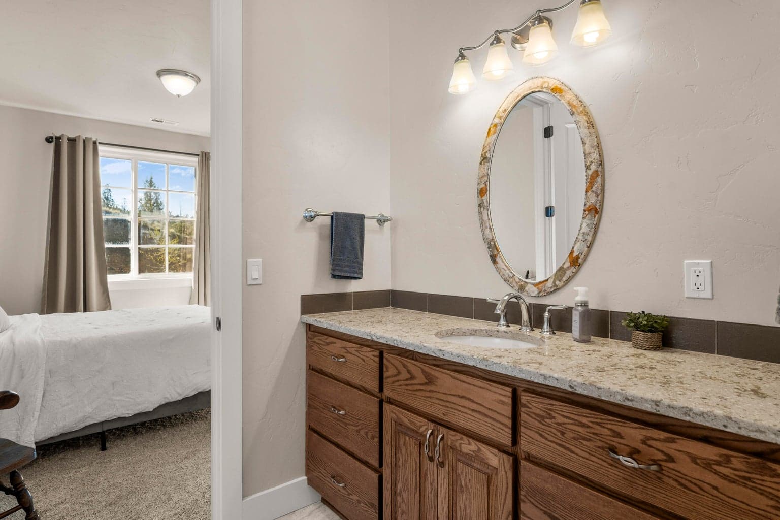 Photo of 7579 SE Night Hawk Court 50 of 76