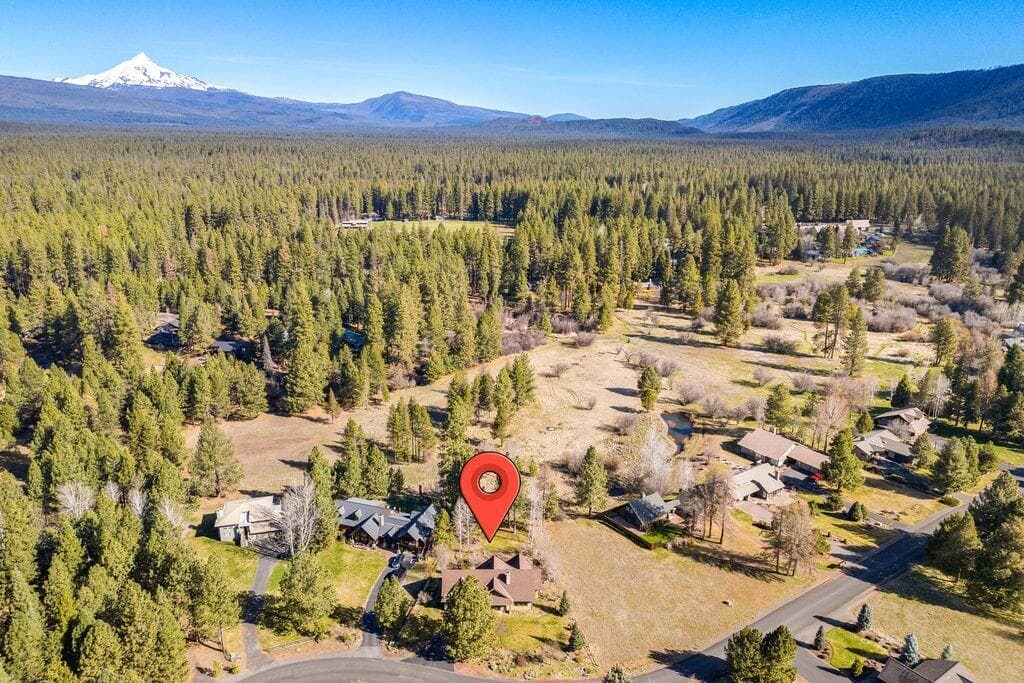 Photo of 26256 Metolius Meadows 5 of 50