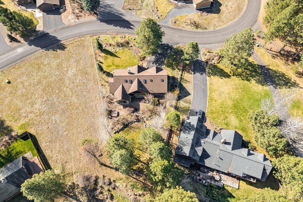 Photo of 26256 SW Metolius Meadows Drive 7 of 50