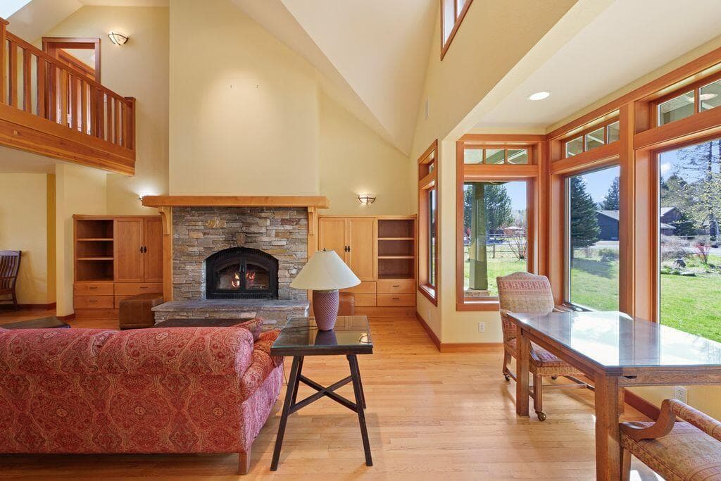 Photo of 26256 SW Metolius Meadows Drive 11 of 50