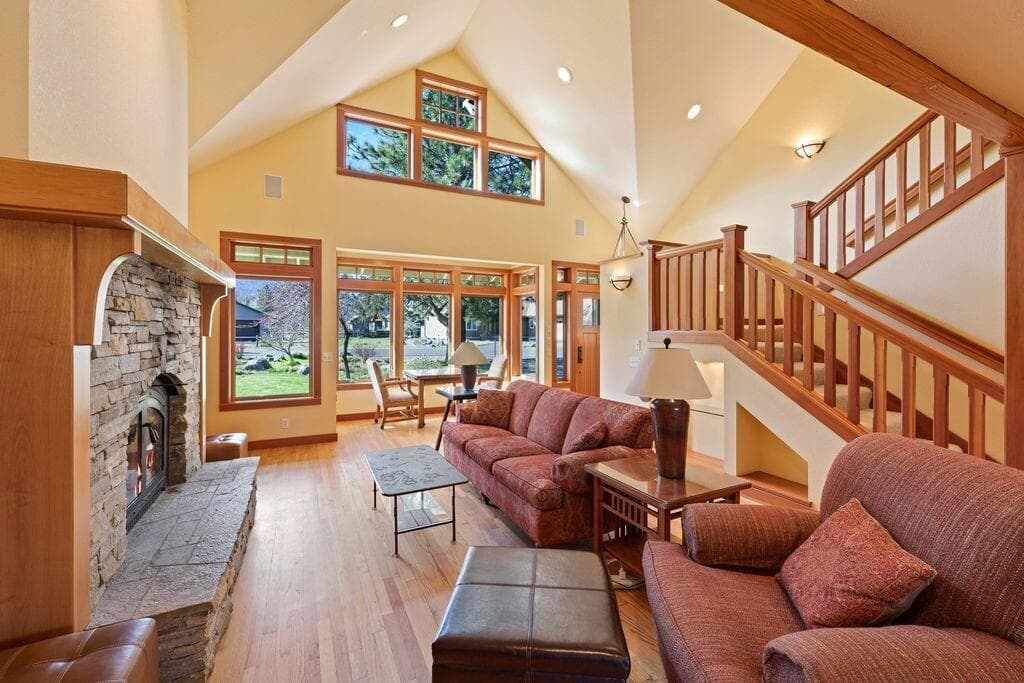 Photo of 26256 SW Metolius Meadows Drive 14 of 50