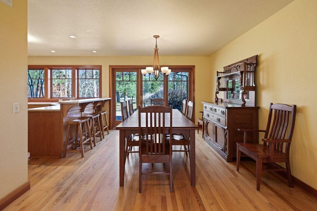 Photo of 26256 SW Metolius Meadows Drive 18 of 50