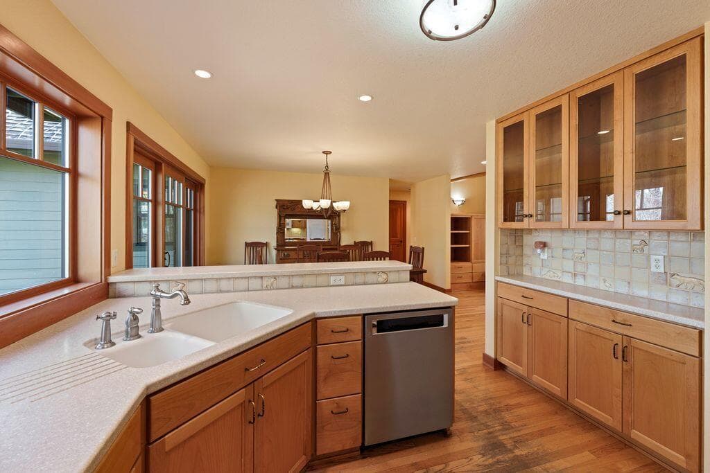 Photo of 26256 SW Metolius Meadows Drive 25 of 50