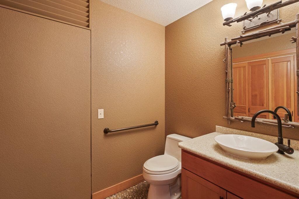 Photo of 26256 SW Metolius Meadows Drive 35 of 50