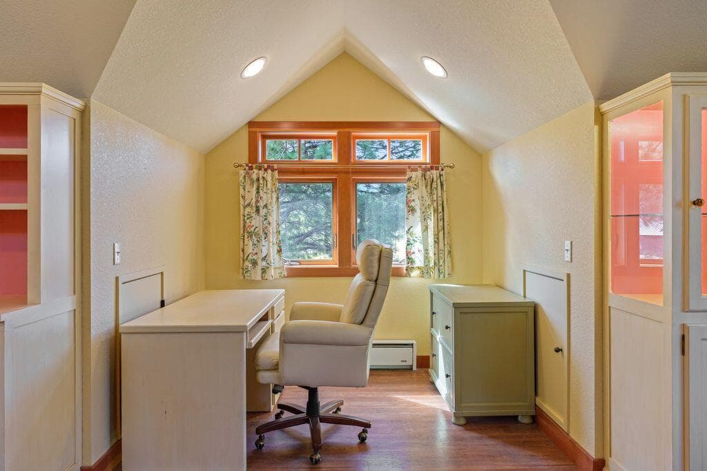 Photo of 26256 SW Metolius Meadows Drive 46 of 50