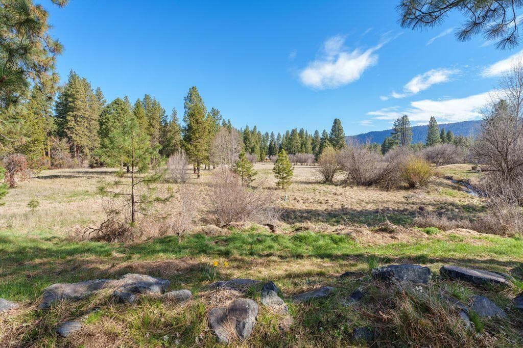 Photo of 26256 SW Metolius Meadows Drive 41 of 50