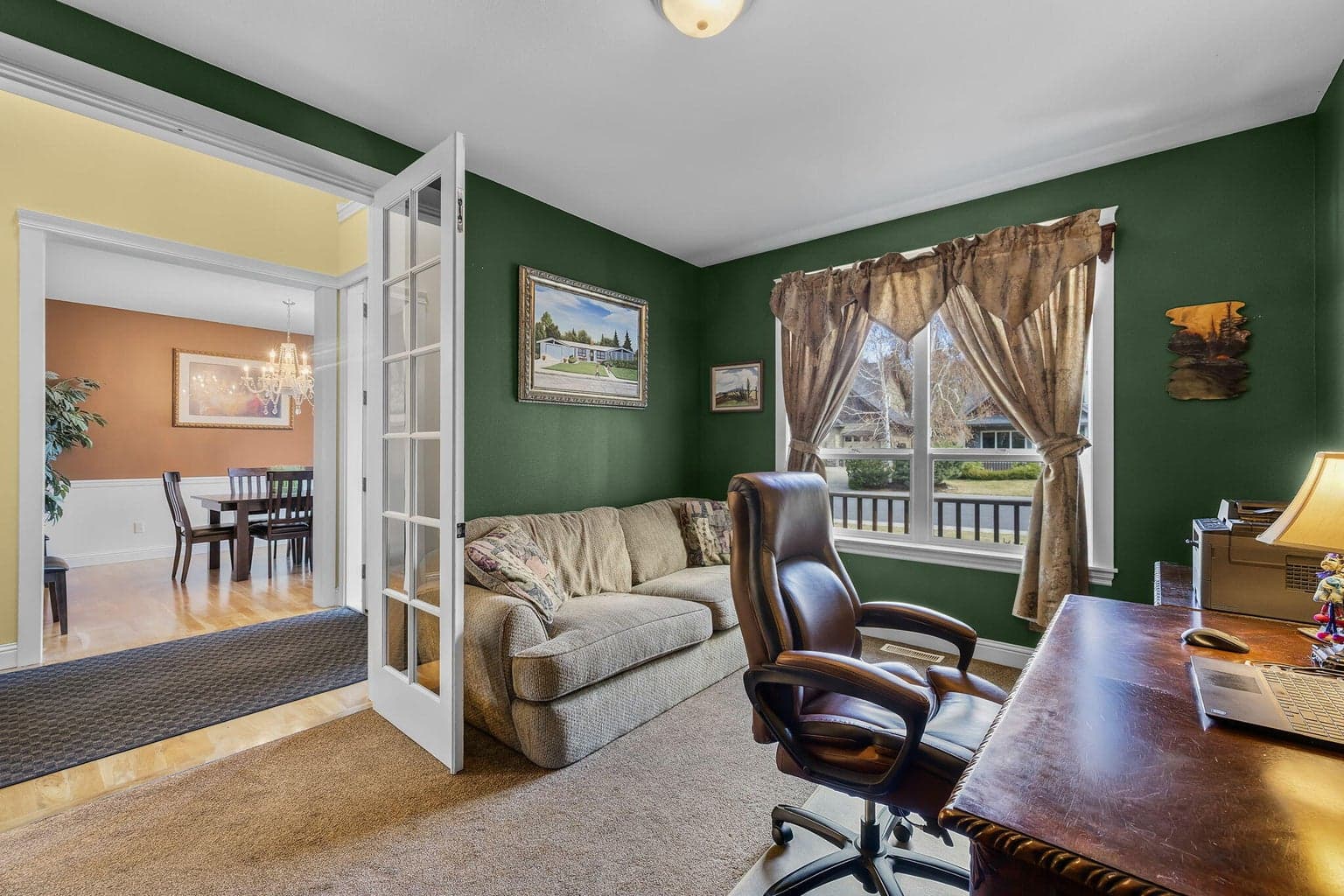 Photo of 927 Briarwood 5 of 38