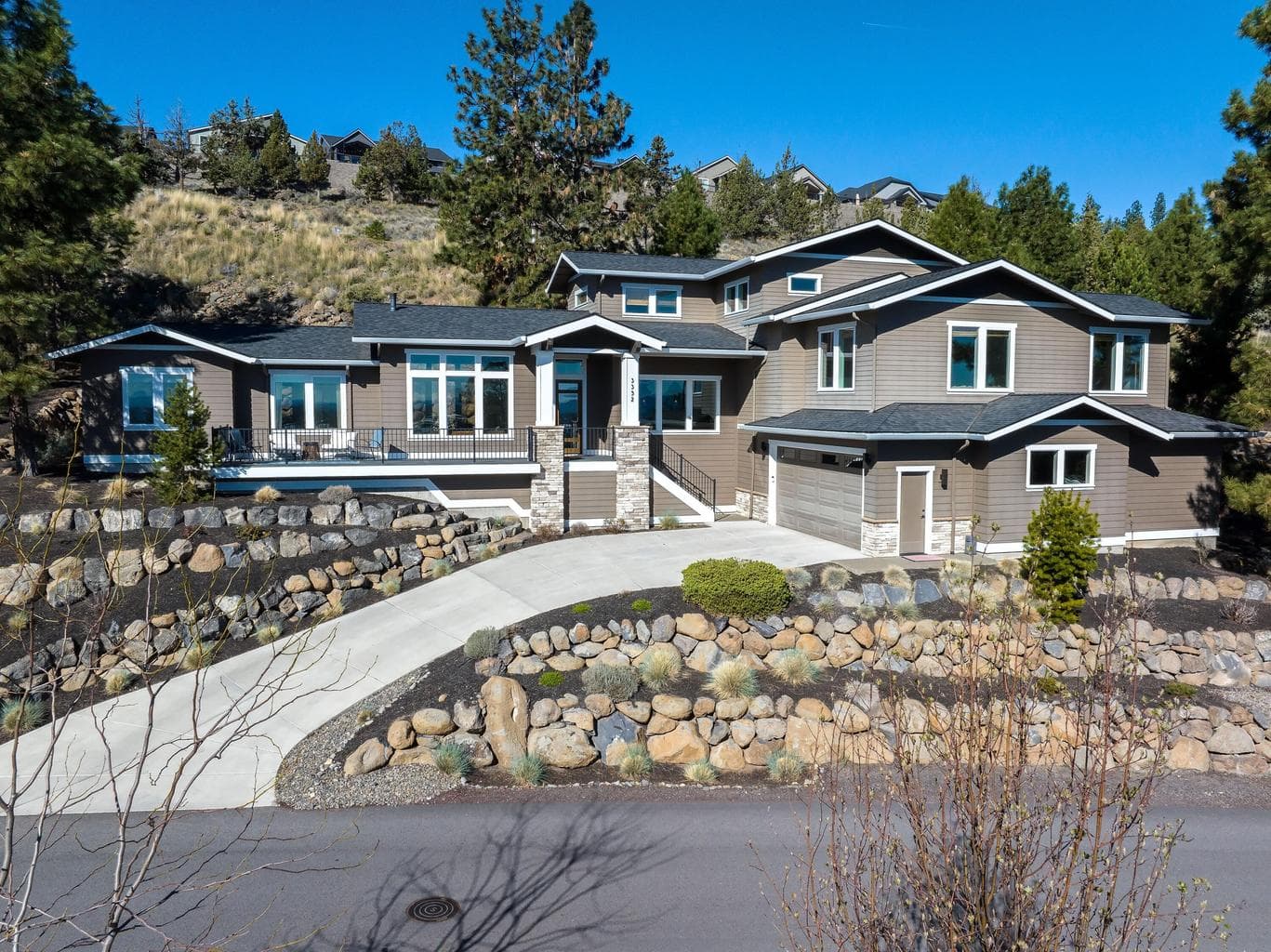 Photo of 3352 Fairway Heights 2 of 34