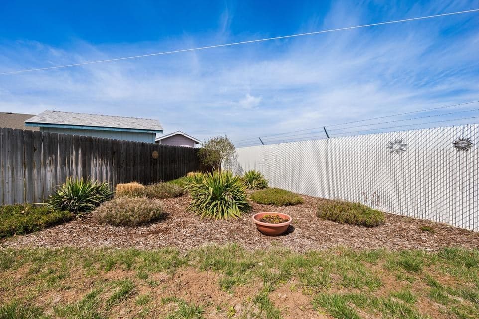 Photo of 1554 NE Larry Court 26 of 28