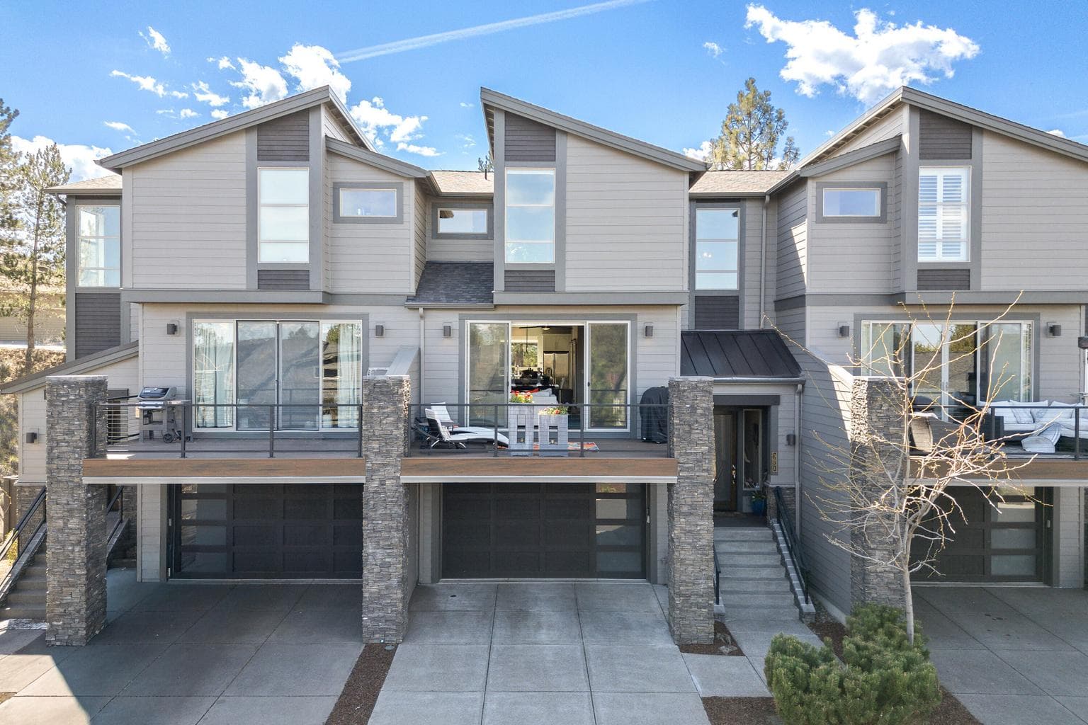 Photo of 3051 Canyon Springs 1 of 50
