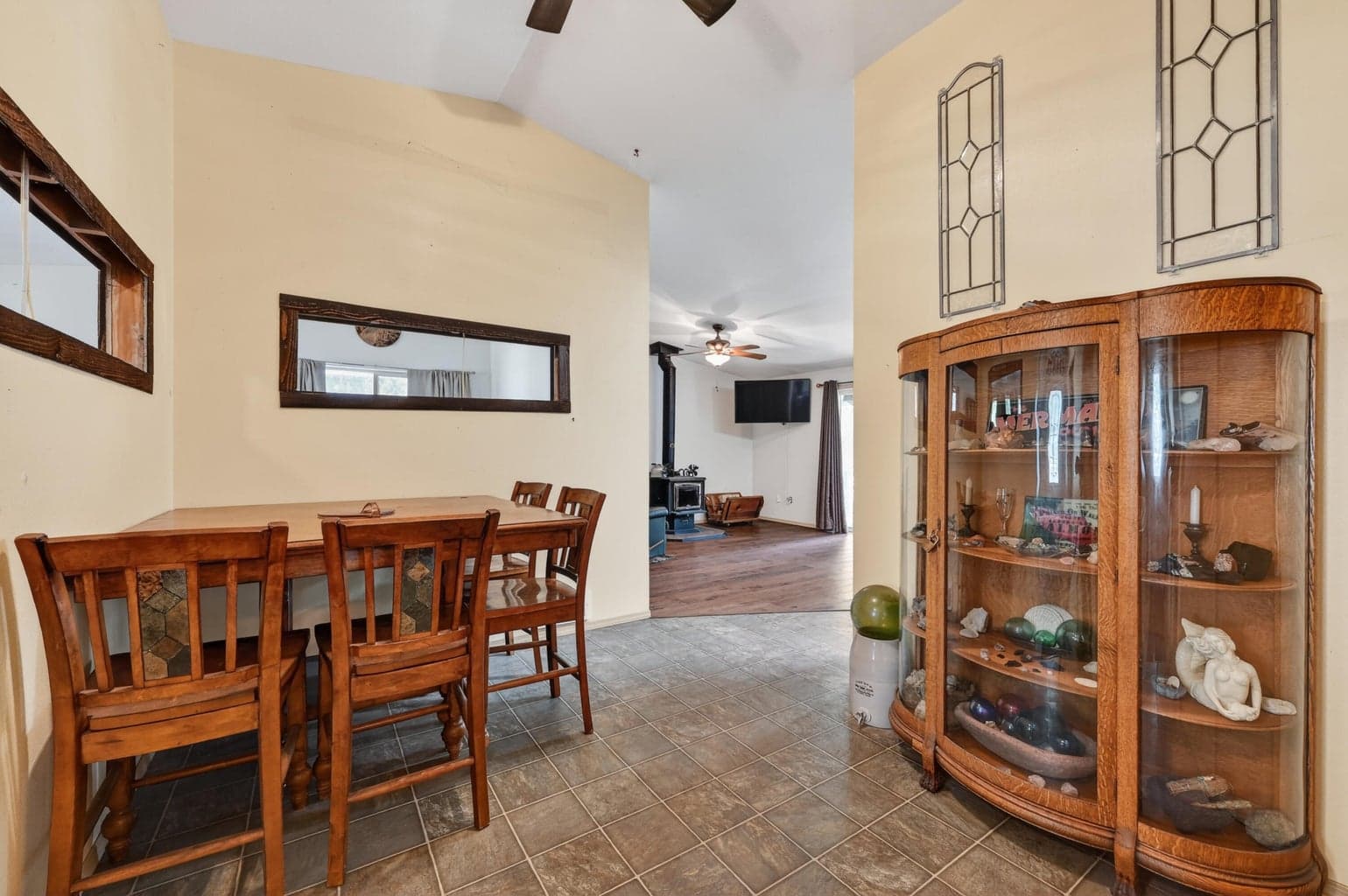 Photo of 15495 Federal Road 14 of 38