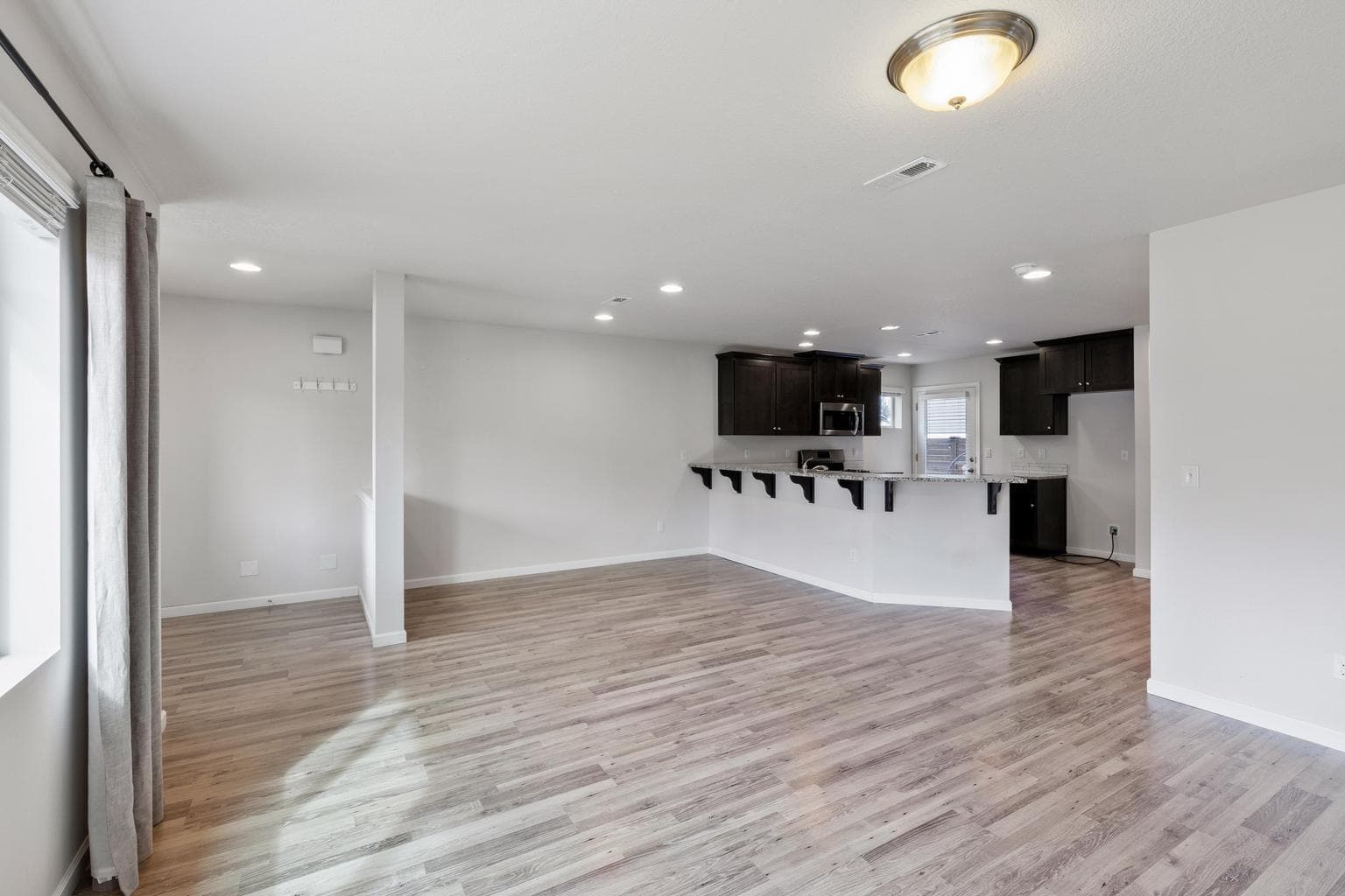 easy to maintain laminate flooring