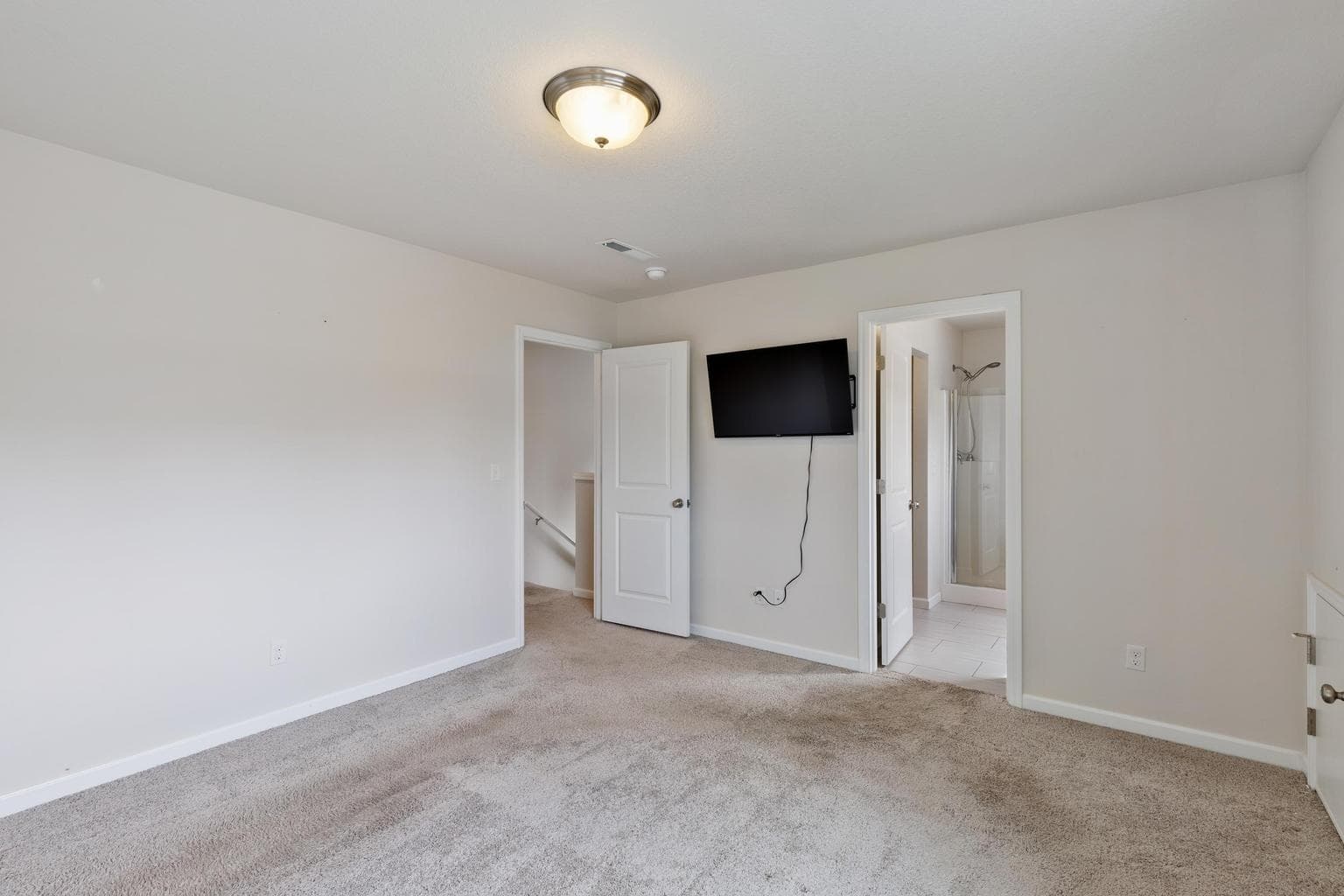 Photo of 20550 SE Cameron Avenue 23 of 29