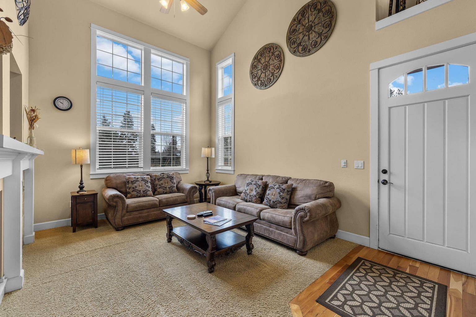 Photo of 935 Chamberlain Street 5 of 35