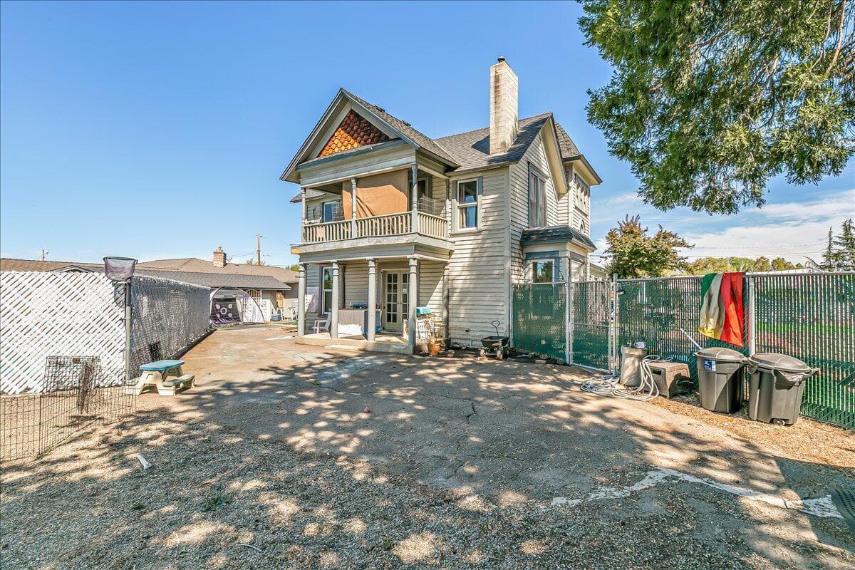Welcome to your own piece of Southern Oregon history!