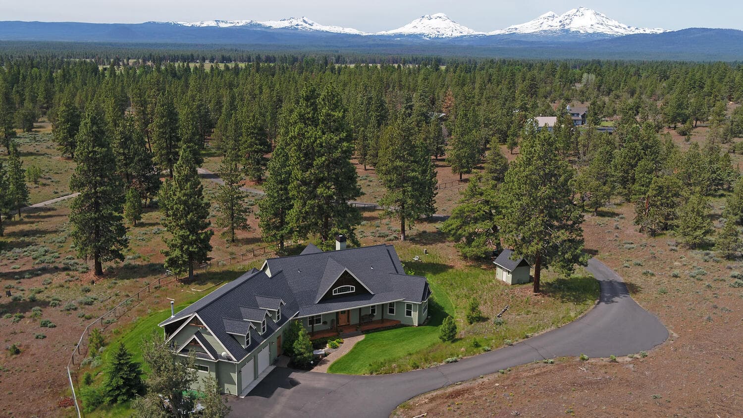 Photo of 16400 Riata 2 of 43