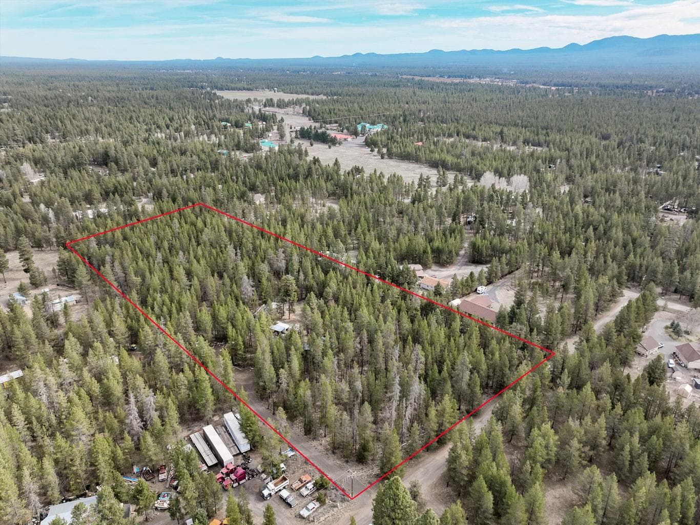 Photo of 16040 Waddell 3 of 14
