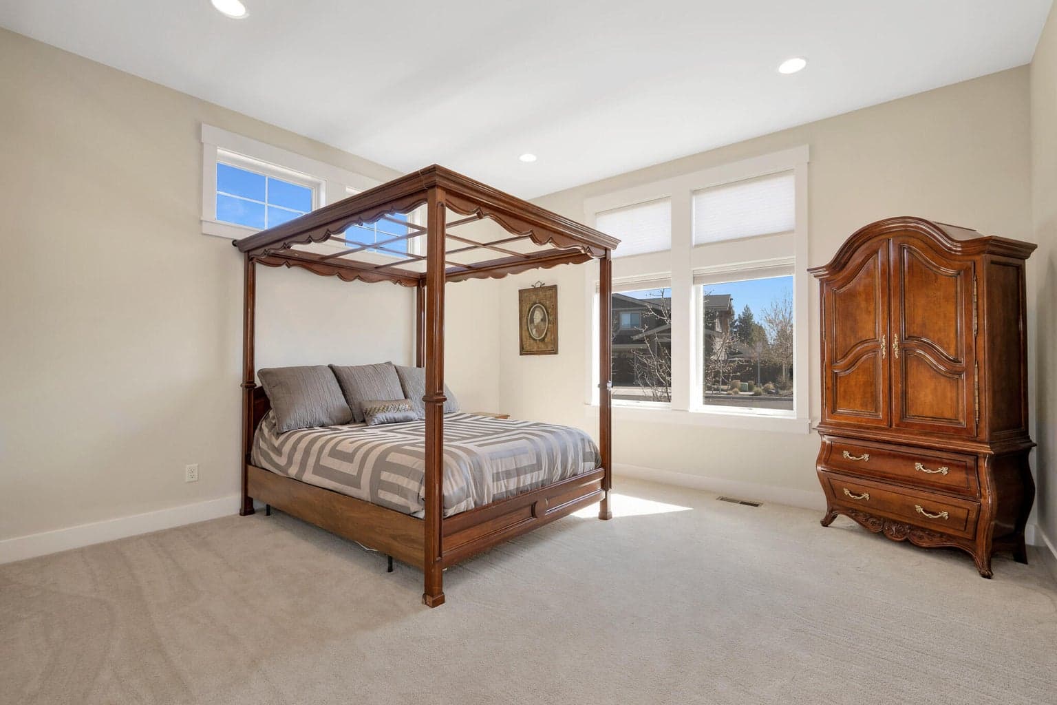 Photo of 60871 River Rim Drive 32 of 42