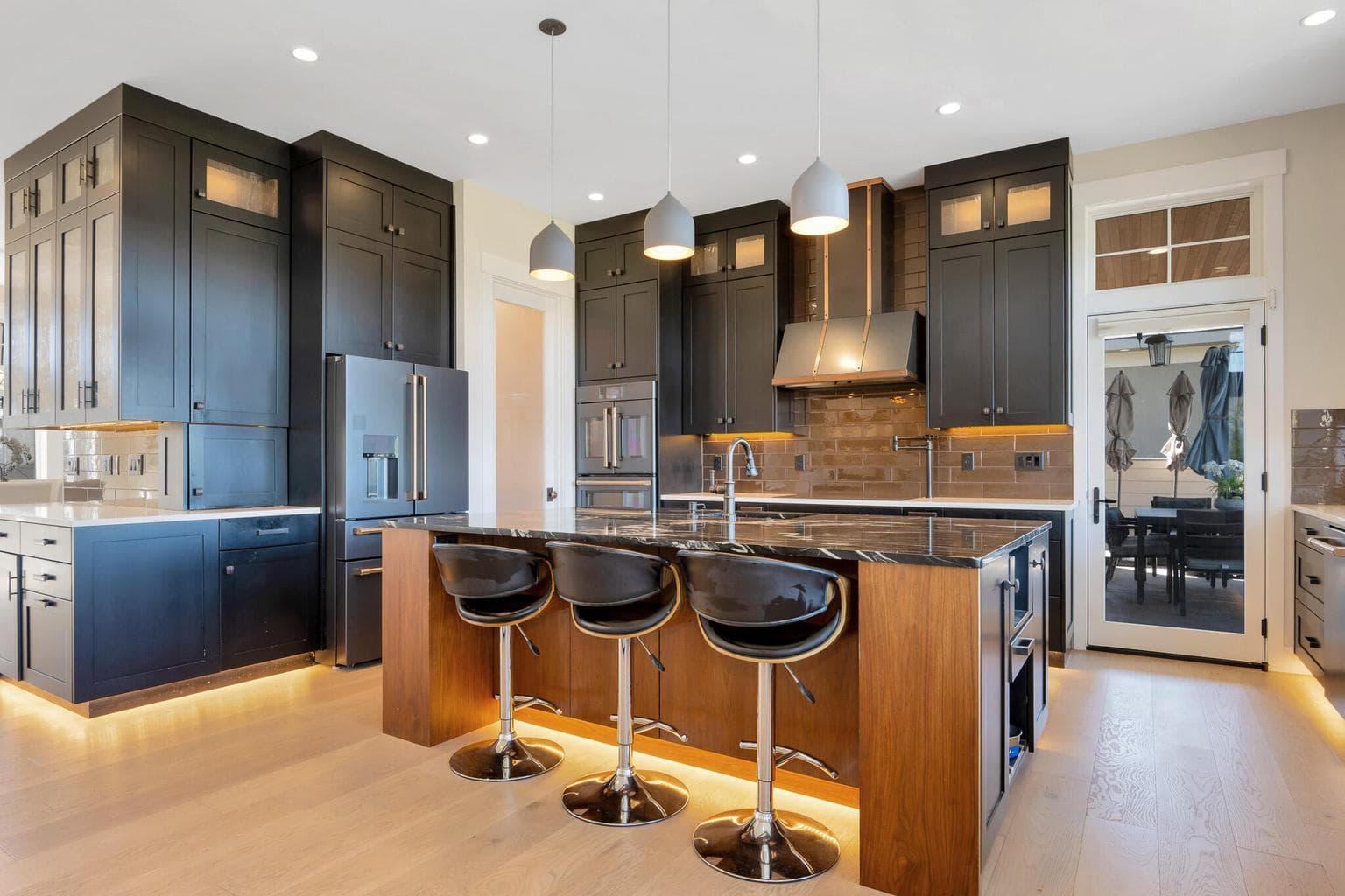 Photo of 60871 River Rim Drive 11 of 42