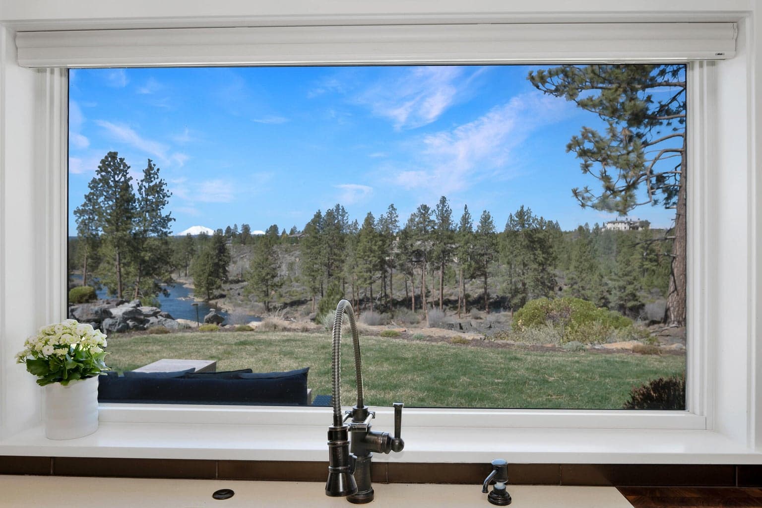 Photo of 60871 River Rim Drive 12 of 42