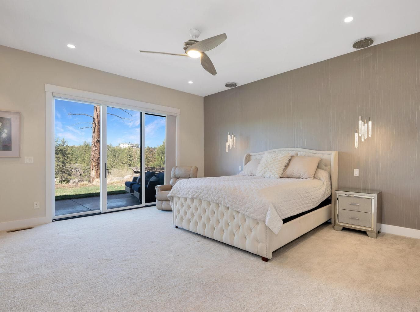 Photo of 60871 River Rim Drive 25 of 42