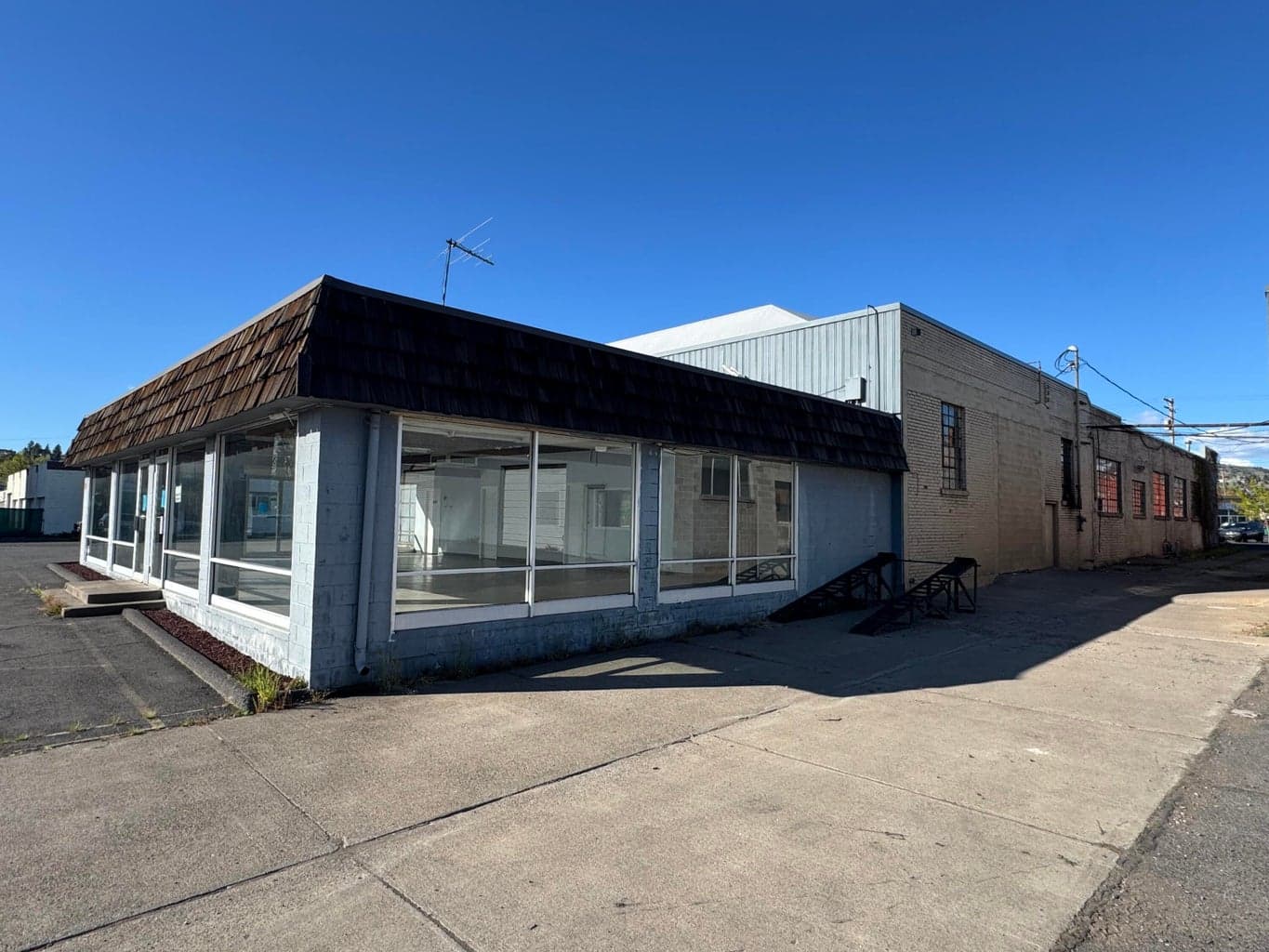Photo of 707 5th 3 of 26