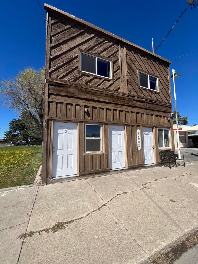 2209 Broadway, Malin, 97632