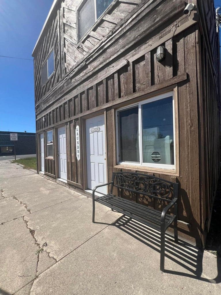 Photo of 2209 Broadway 2 of 20
