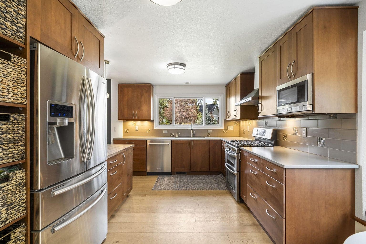 Photo of 21052 Desert Woods 6 of 48