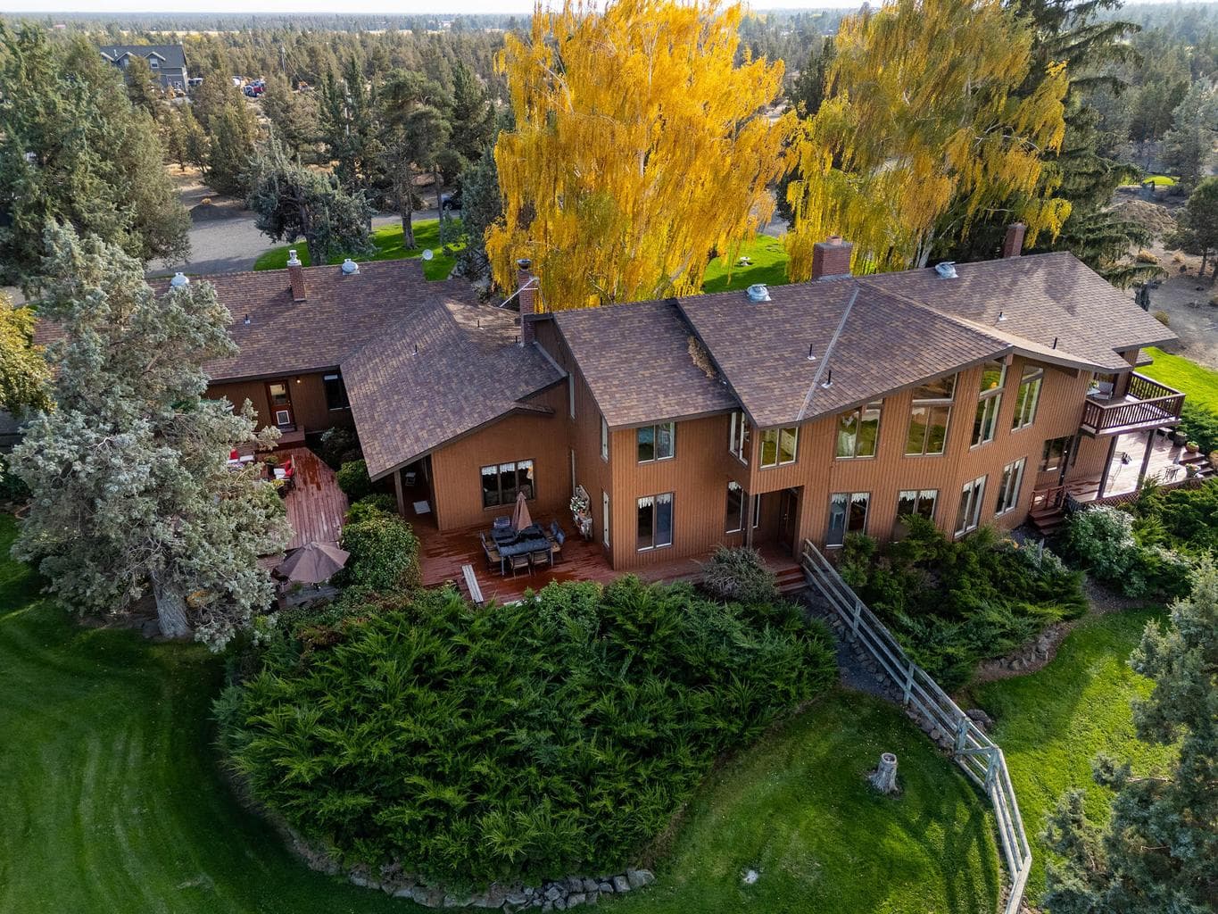 Photo of 20799 Oneil 5 of 60