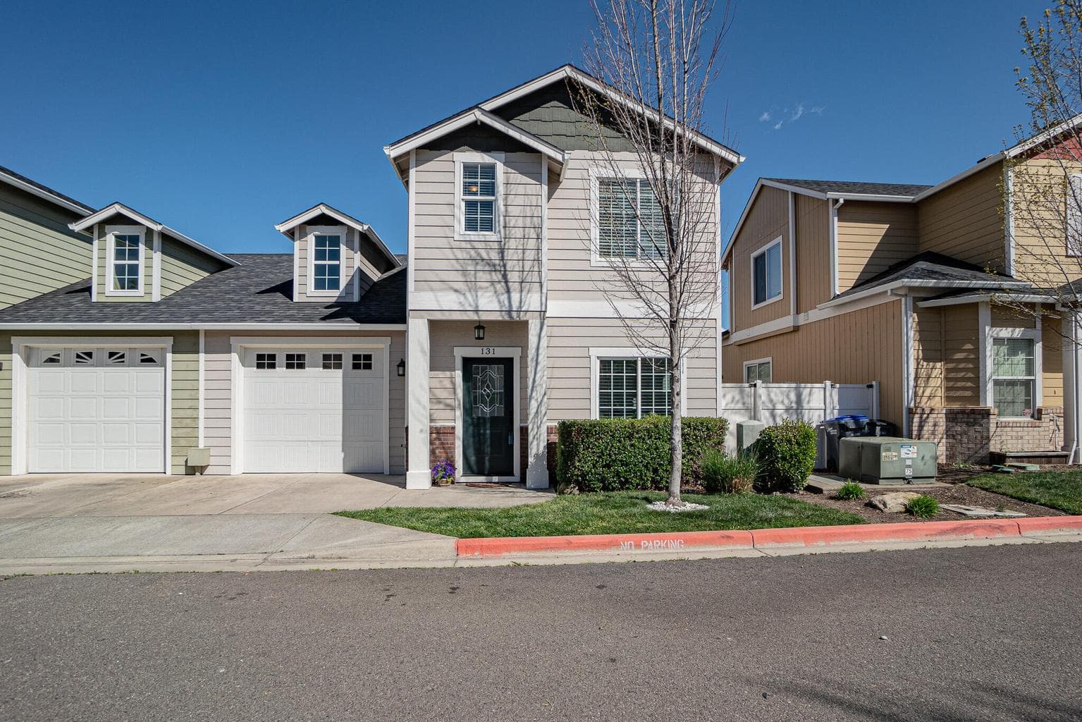 131 Poppy Bay, Talent, 97540