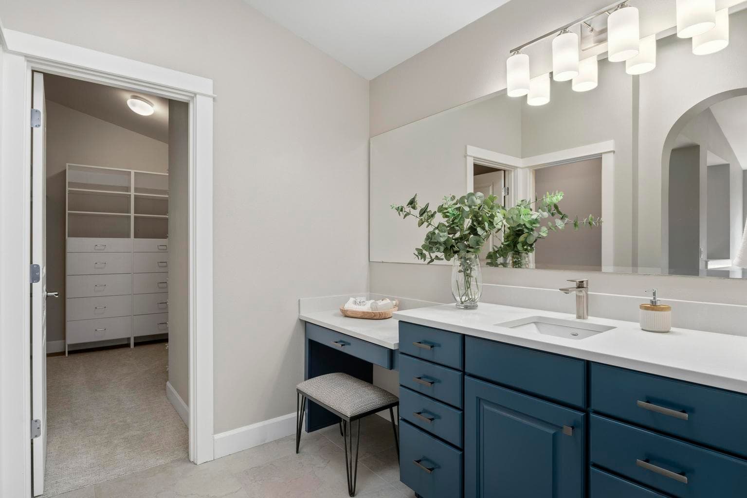 Photo of 61425 Davis Lake Loop 31 of 51