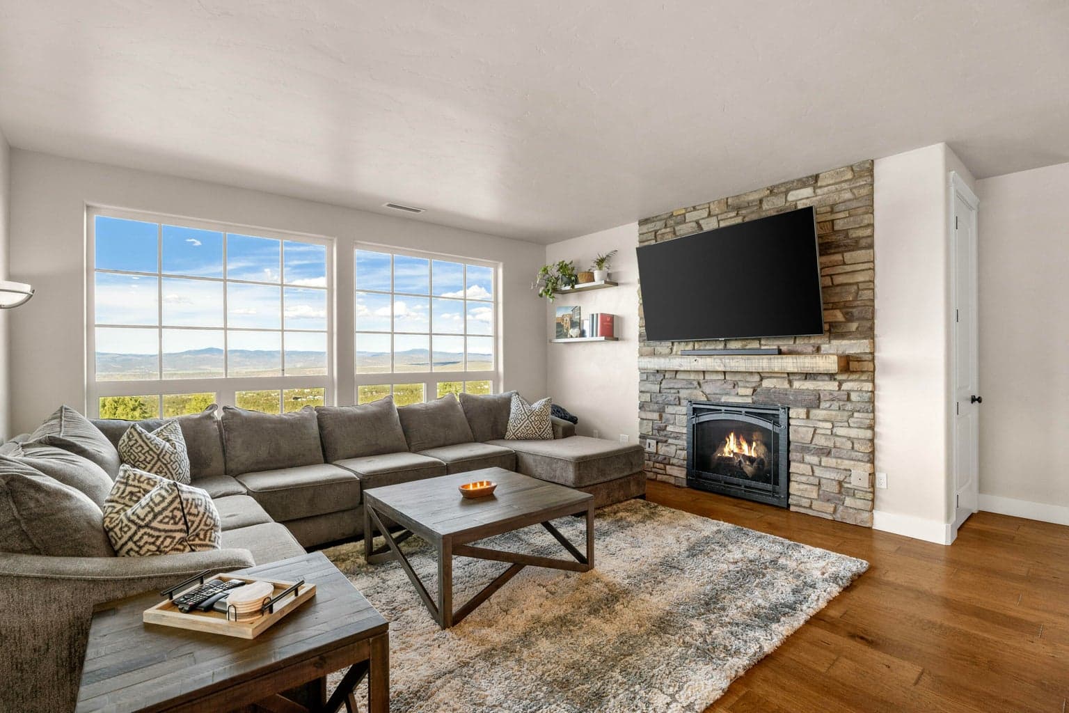 Photo of 7579 SE Night Hawk Court 23 of 76