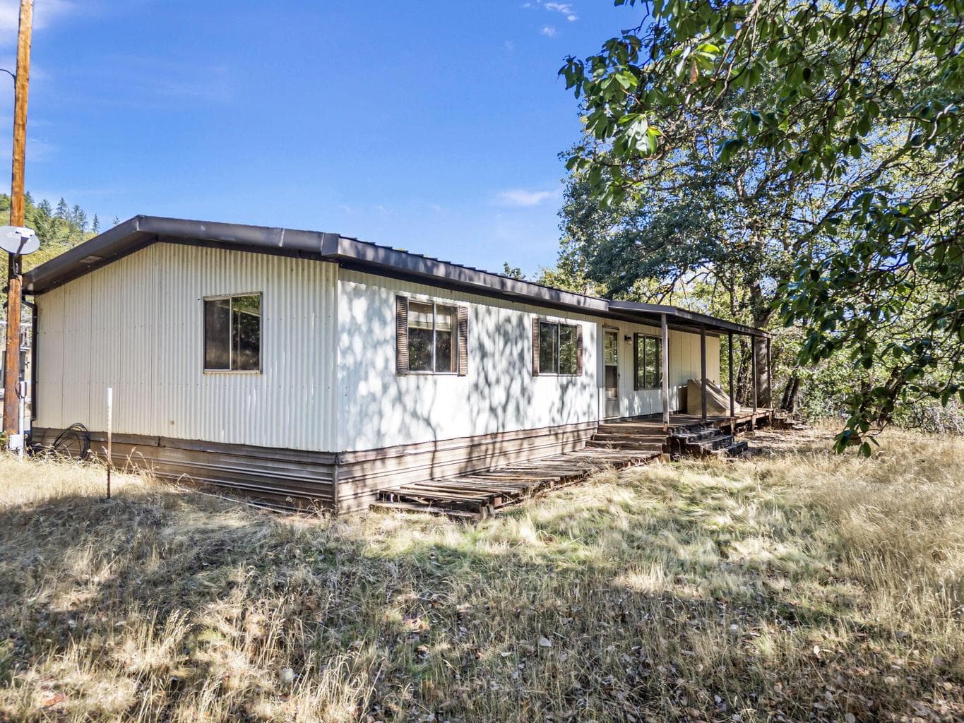4980 Foothill Boulevard
